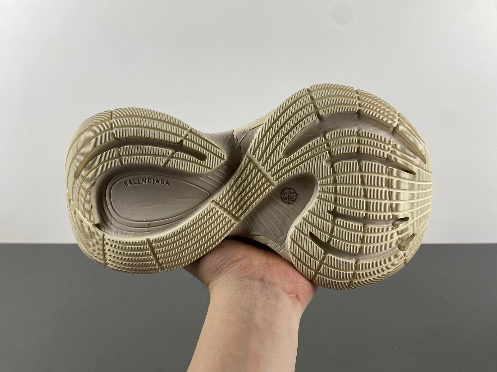 Ba*len*cia*ga sneaker 793944 wflgy 2000