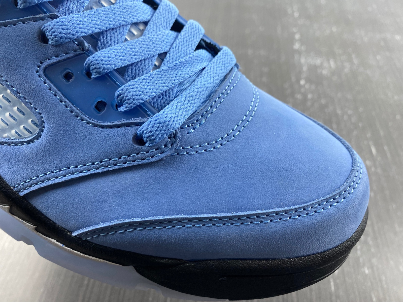 Air Jordan 5 “UNC” DV1310-401