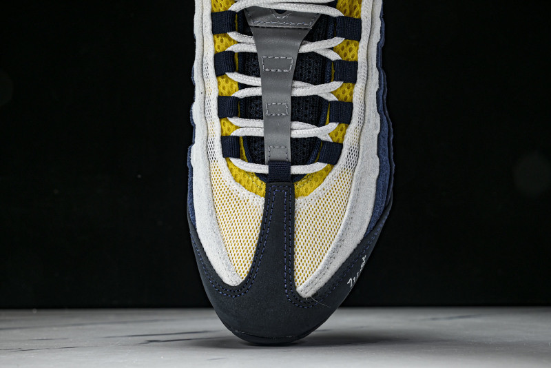 Eric Koston x Nike SB Air Max 95 HQ8492-400