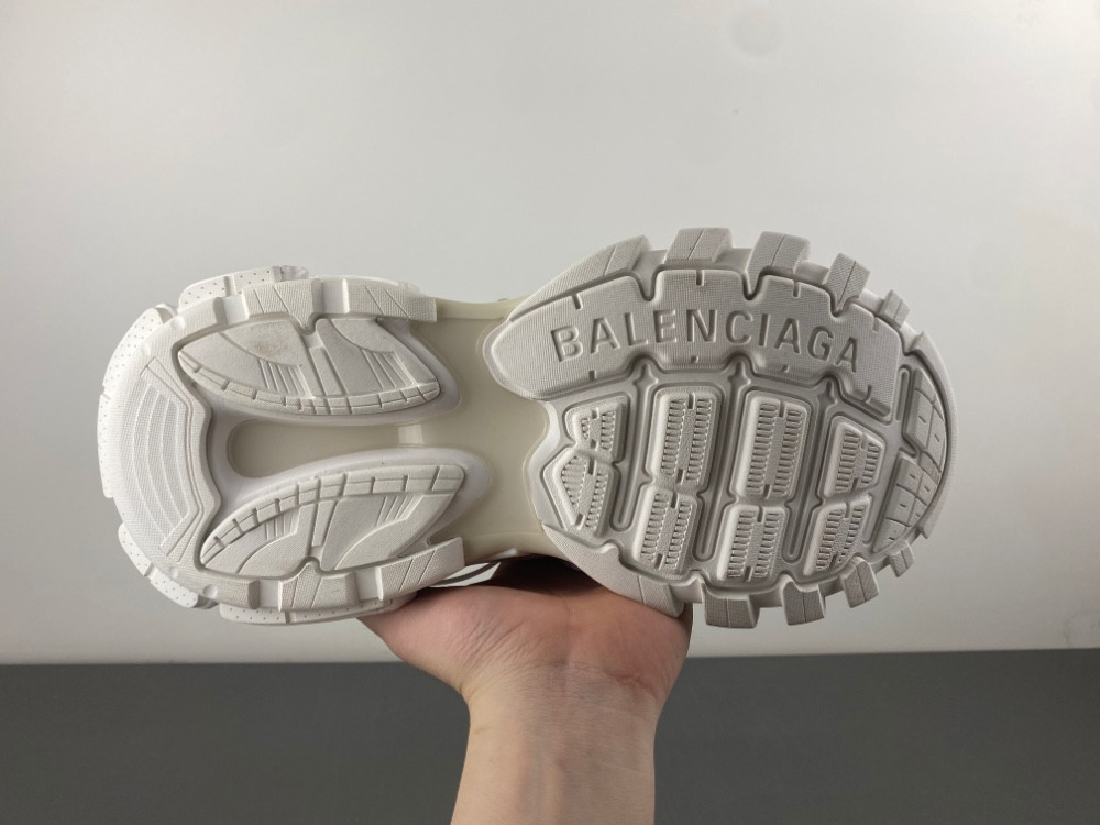 Balenciaga track 800592 WTRHK 0010