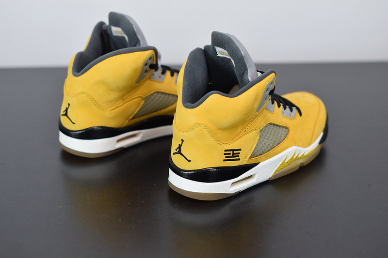 Air Jordan 5 Retro Tokyo T23 454783-701