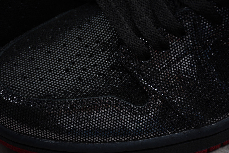 Air Jordan 1 Retro High OG Black/Gym Red DC7071-001