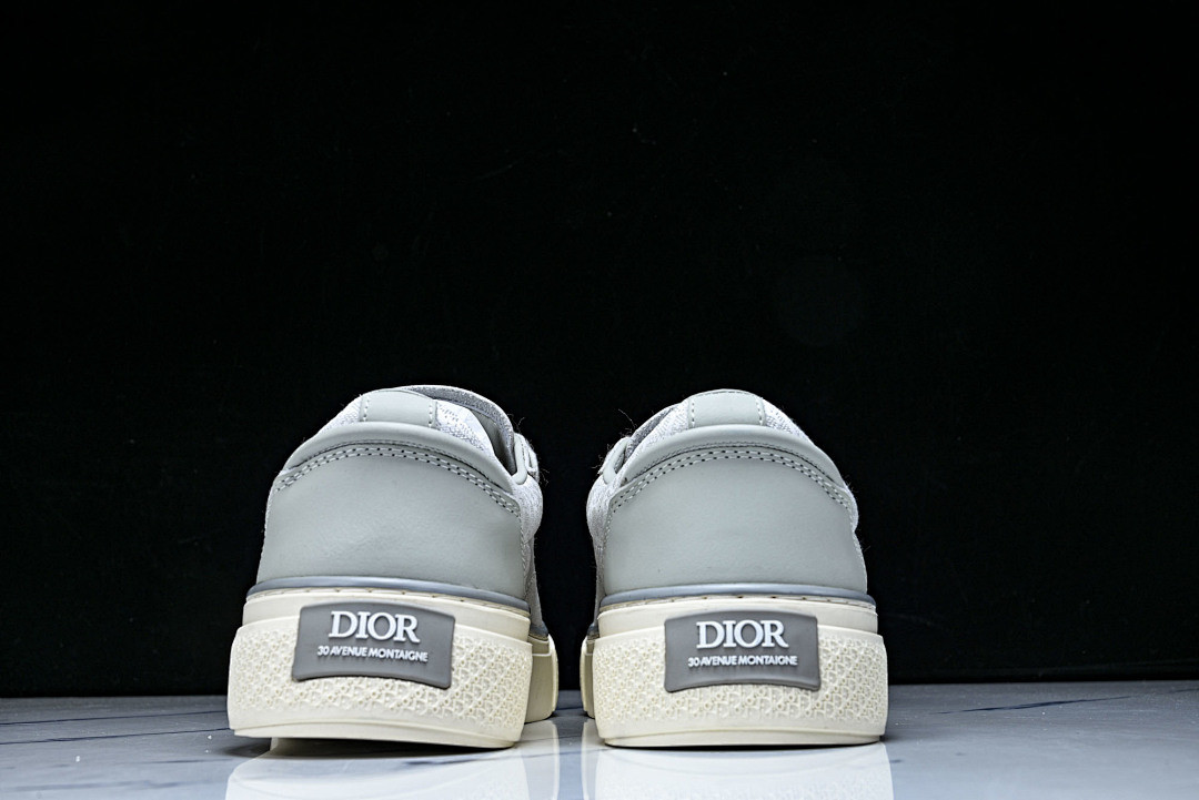 DR B33 Sneaker