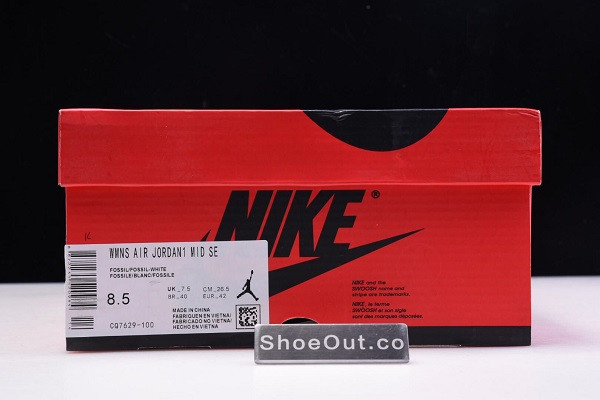 Air Jordan 1 Mid SE Fearless Melody Ehsani CQ7629-100