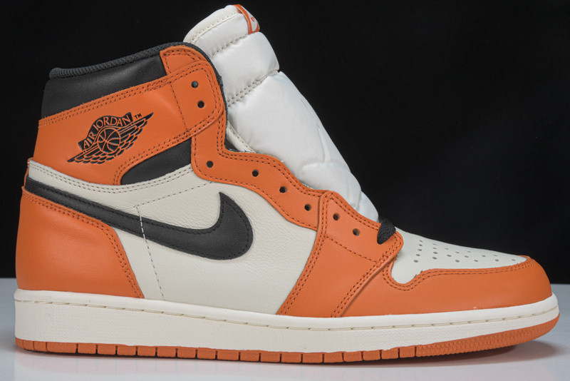 Air Jordan 1 Shattered Backboard Away 555088-113