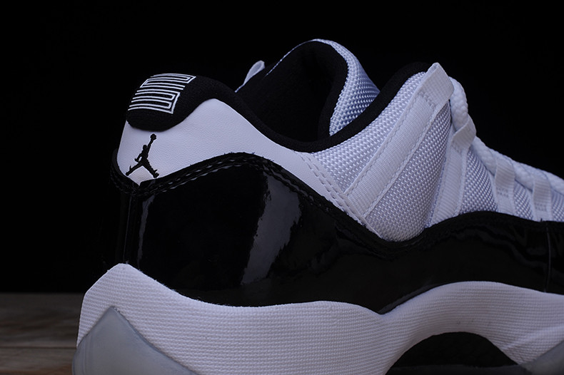 AIR JORDAN 11 RETRO LOW "CONCORD" BLACK/ WHITE  mens 528895-153