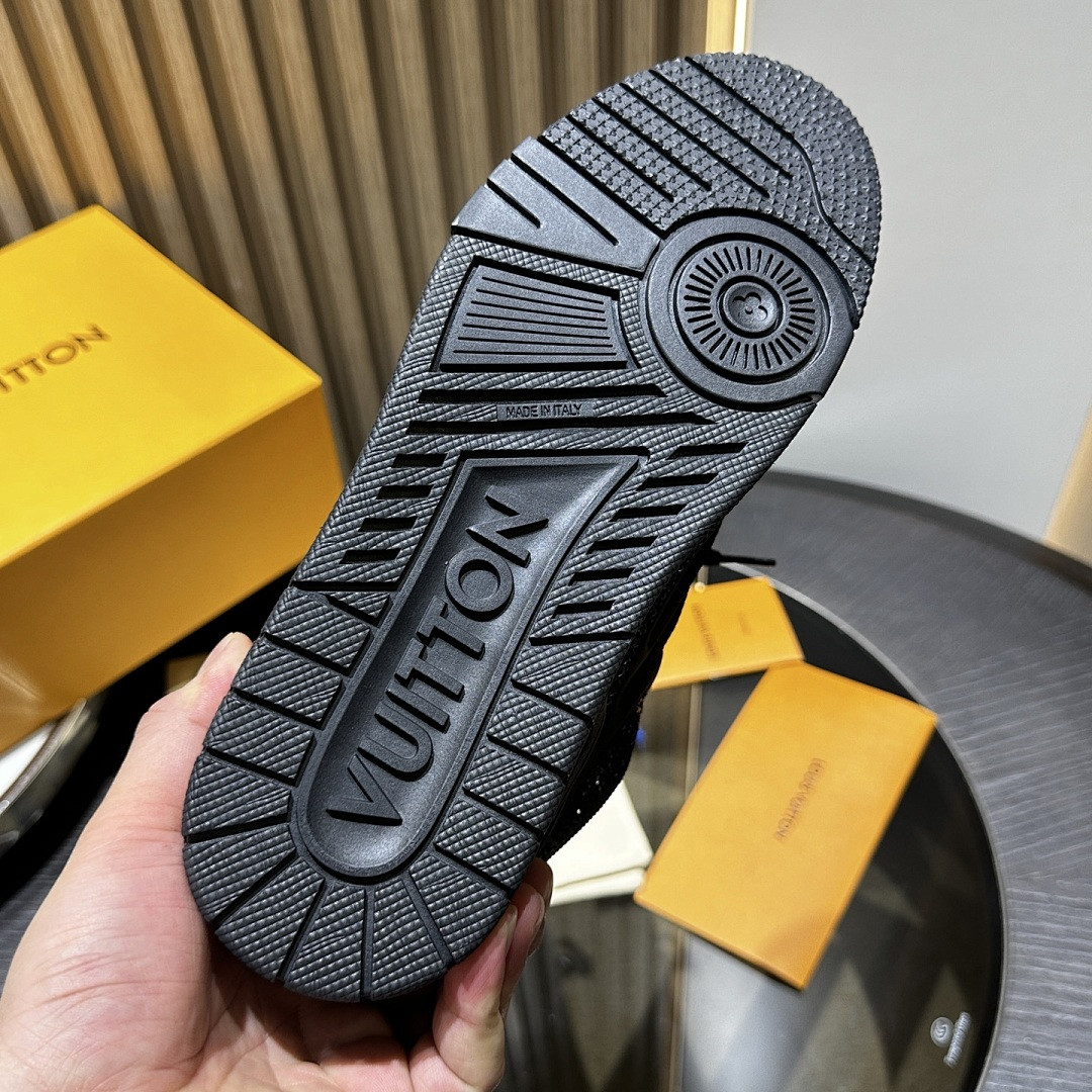 (ALL BLACK) L*V SKATE