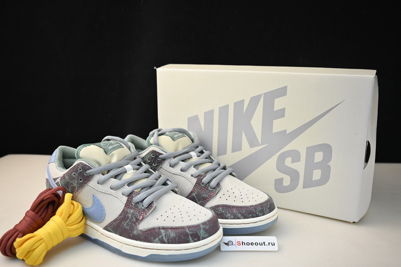 Crenshaw Skate Club x Nike SB Dunk Low FN4193-100