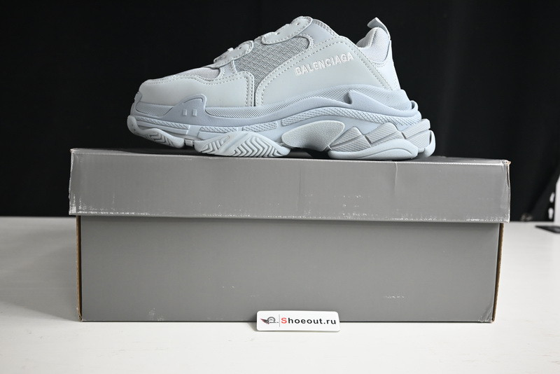 Ba*len*cia*ga triple s 524039 w2fw1 4700