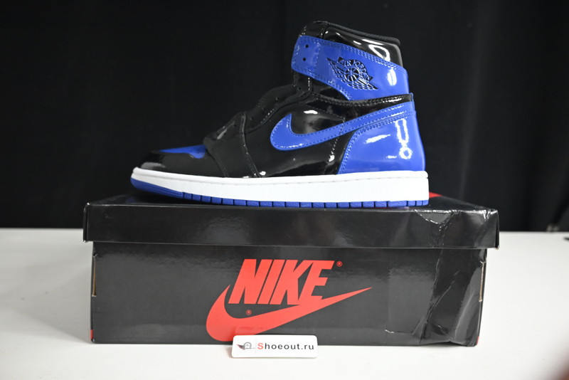 Air Jordan 1 High 555088-404