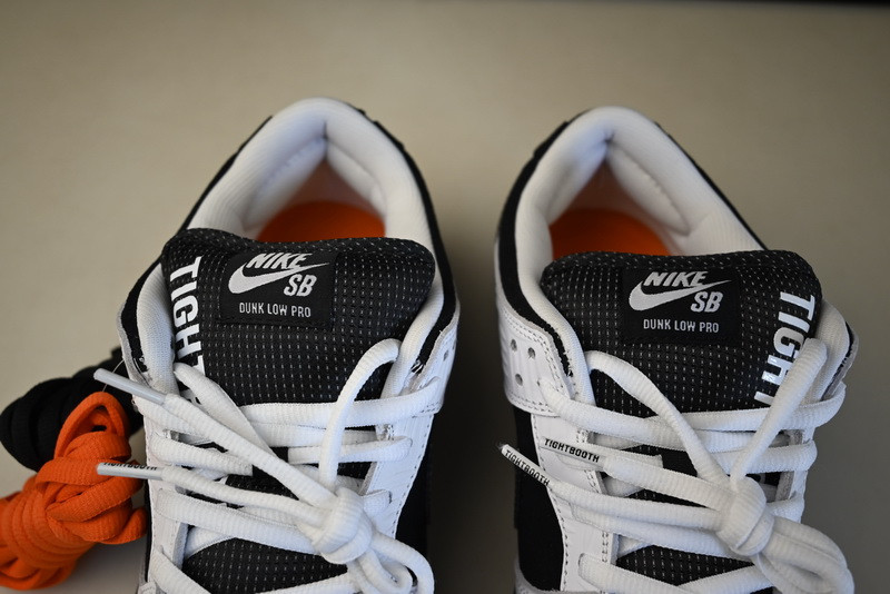 TIGHTBOOTH x Nike SB Dunk Low FD2629-100