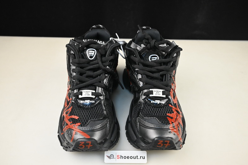 Ba*len*cia*ga runner 677403 w3rb1 0102