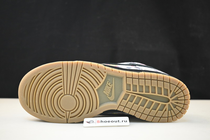 Supreme x Nike SB Dunk Low “Rammellzee” FD8778-001