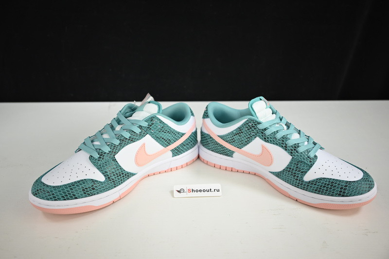 Nike Dunk Low “Snakeskin” DR8577-300