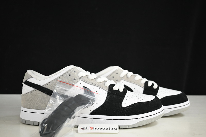 Nike SB Dunk Low “Chlorophyll” BQ6817-011