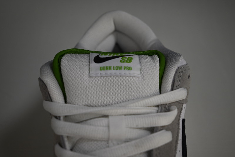 Nike SB Dunk Low “Chlorophyll” BQ6817-011