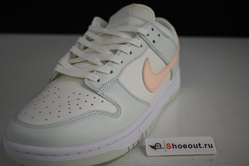 Nike Dunk Low WMNS “Barely Green” DD1503-104