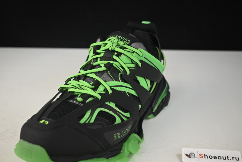 Ba*len*cia*ga track 542023 w3rl1 1035