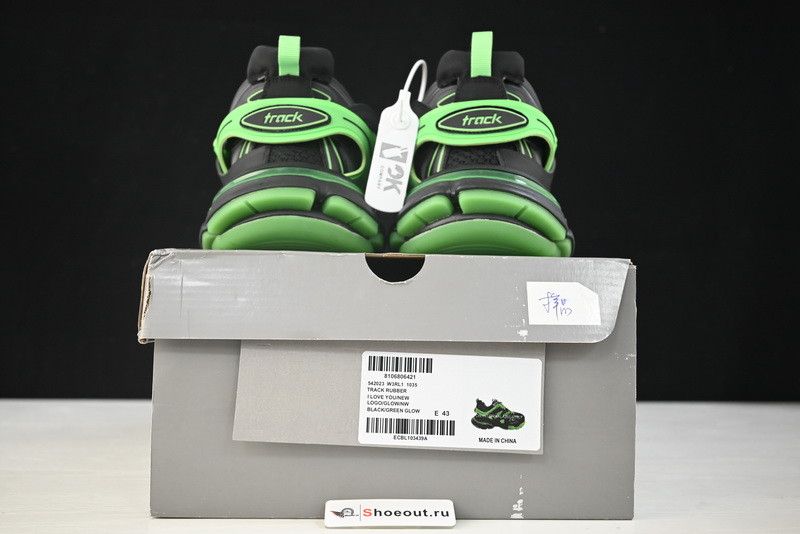 Ba*len*cia*ga track 542023 w3rl1 1035