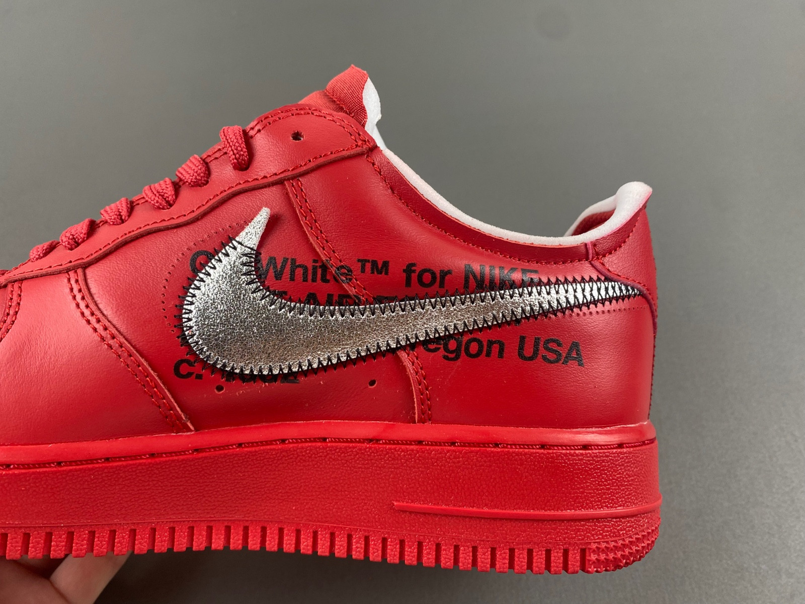 OFF White x Nike Air Force 1 AO4297-600