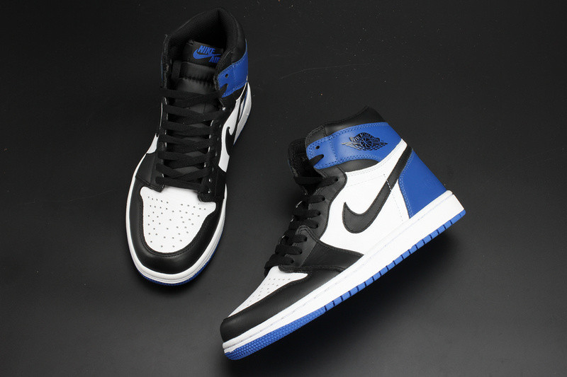 Air Jordan 1 Retro High OG “Fragment” 716371-040
