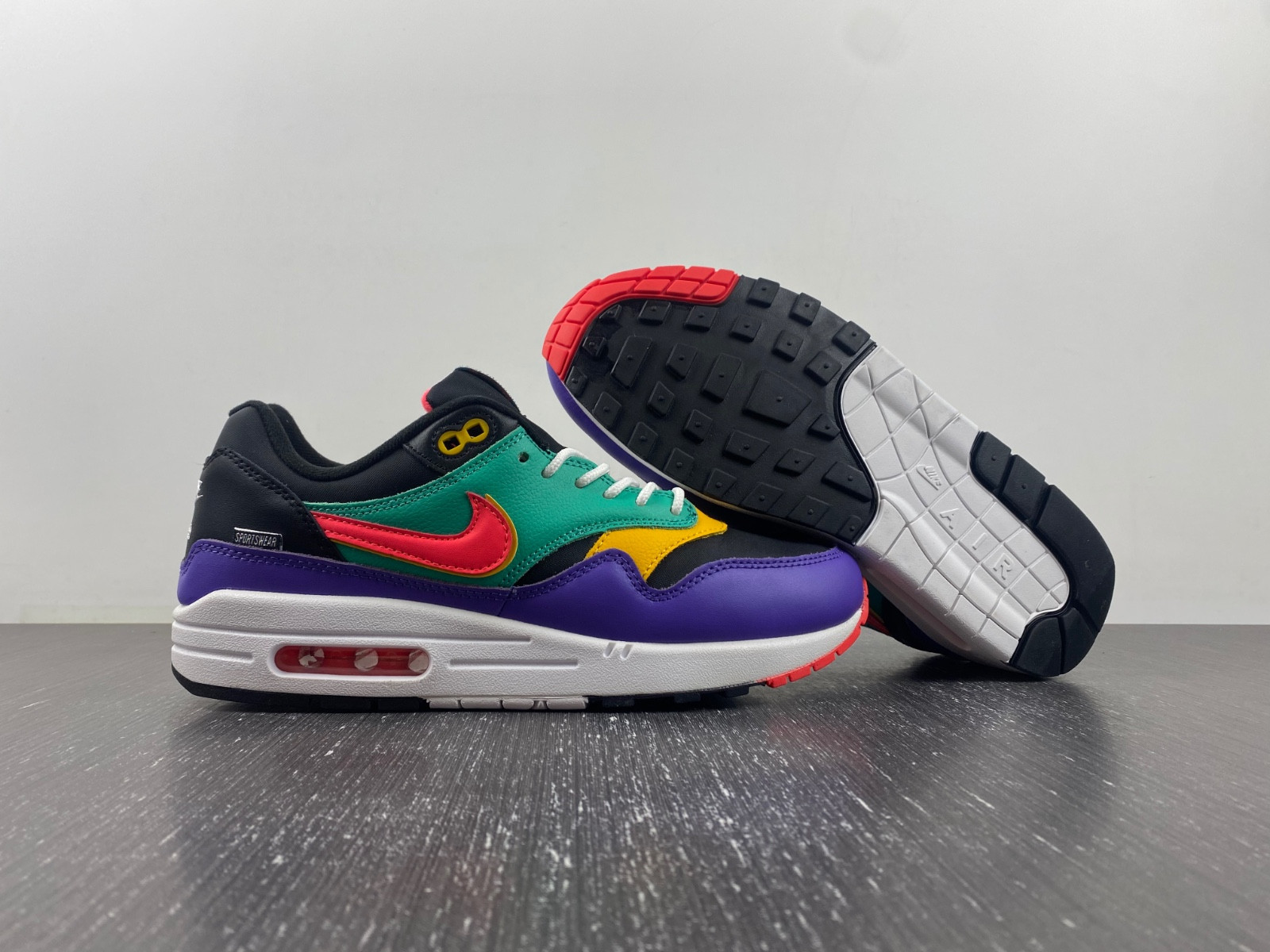 Nike Air Max 1 SE AO1021-023