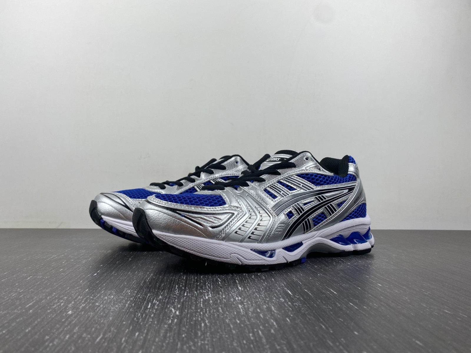 As*ic*s gel-kayano 14 1201a019-401