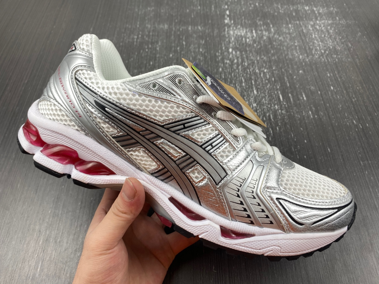 As*ic*s gel-kayano 14 1201a019-104