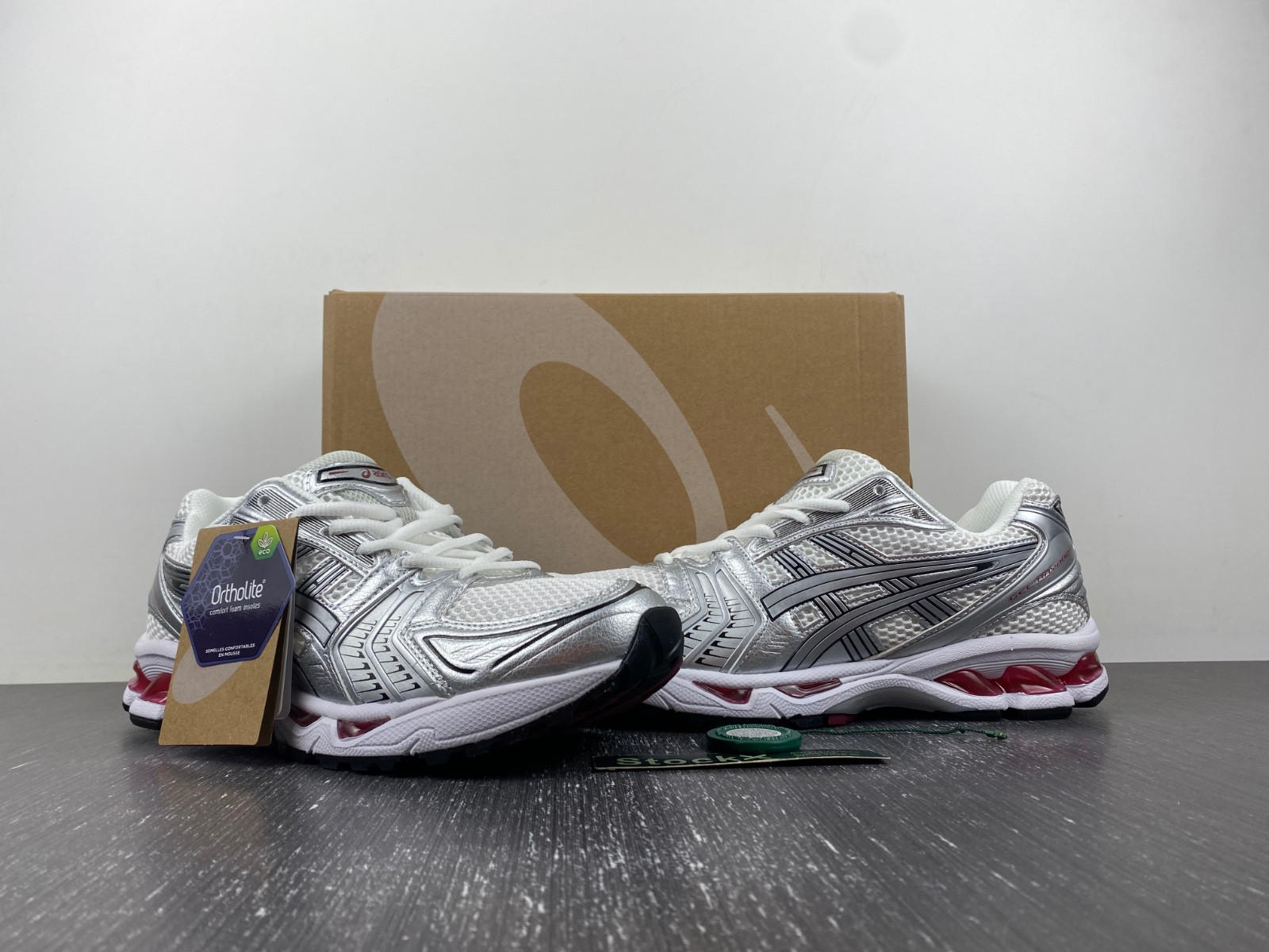 As*ic*s gel-kayano 14 1201a019-104