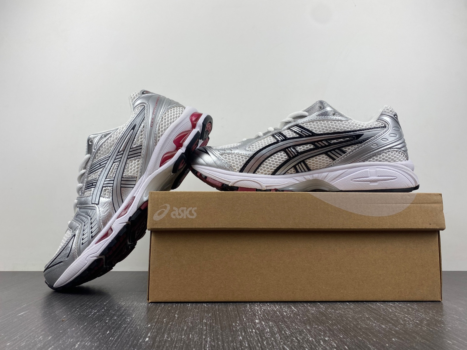 As*ic*s gel-kayano 14 1201a019-104