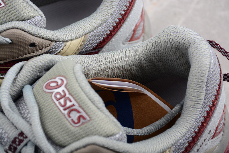 As*ic*s gel-kayano 14 1011b109-025