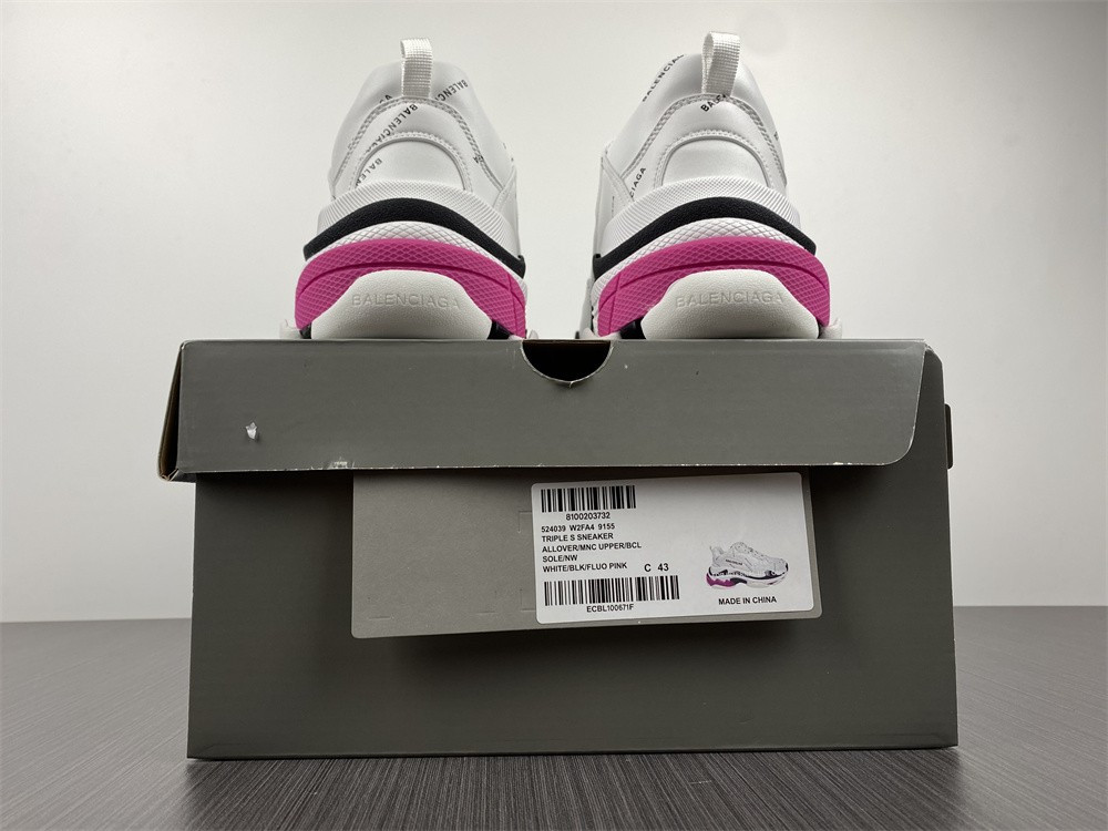 BLCG Triple S 524039-W2FA4-9155