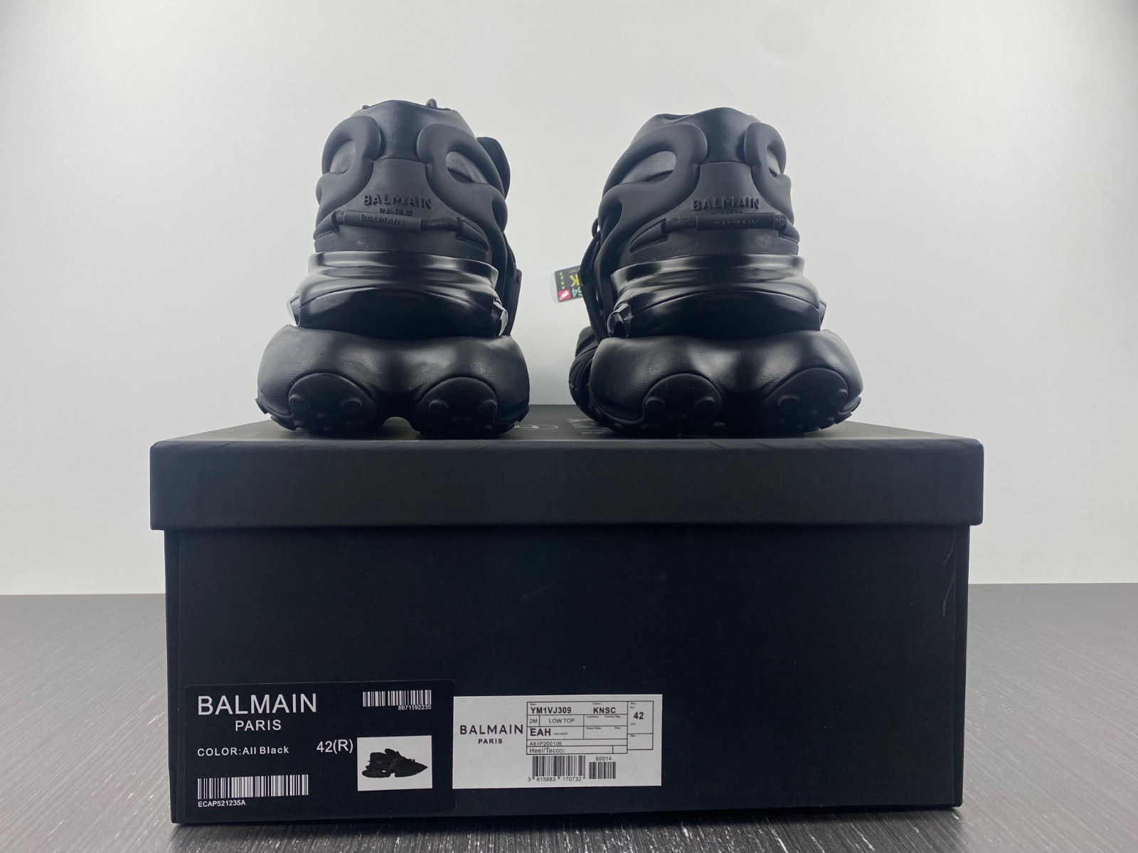 BALMAIN Black BLM1129