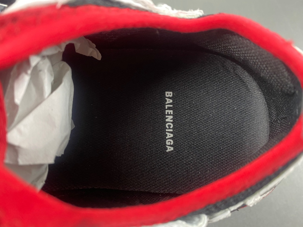 Balenciaga Sneaker 821137 WPLTF 1160