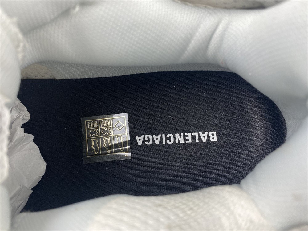 Ba*len*cia*ga runner  677403 w3rb8 9069