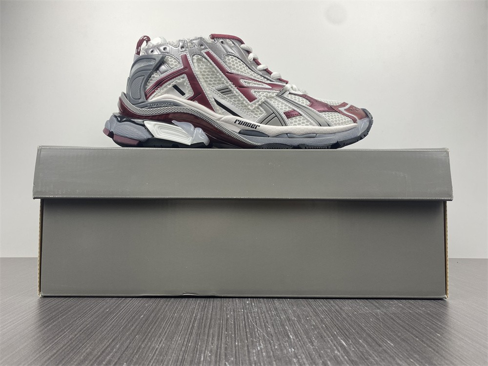 Ba*len*cia*ga runner  677403 w3rb8 9069