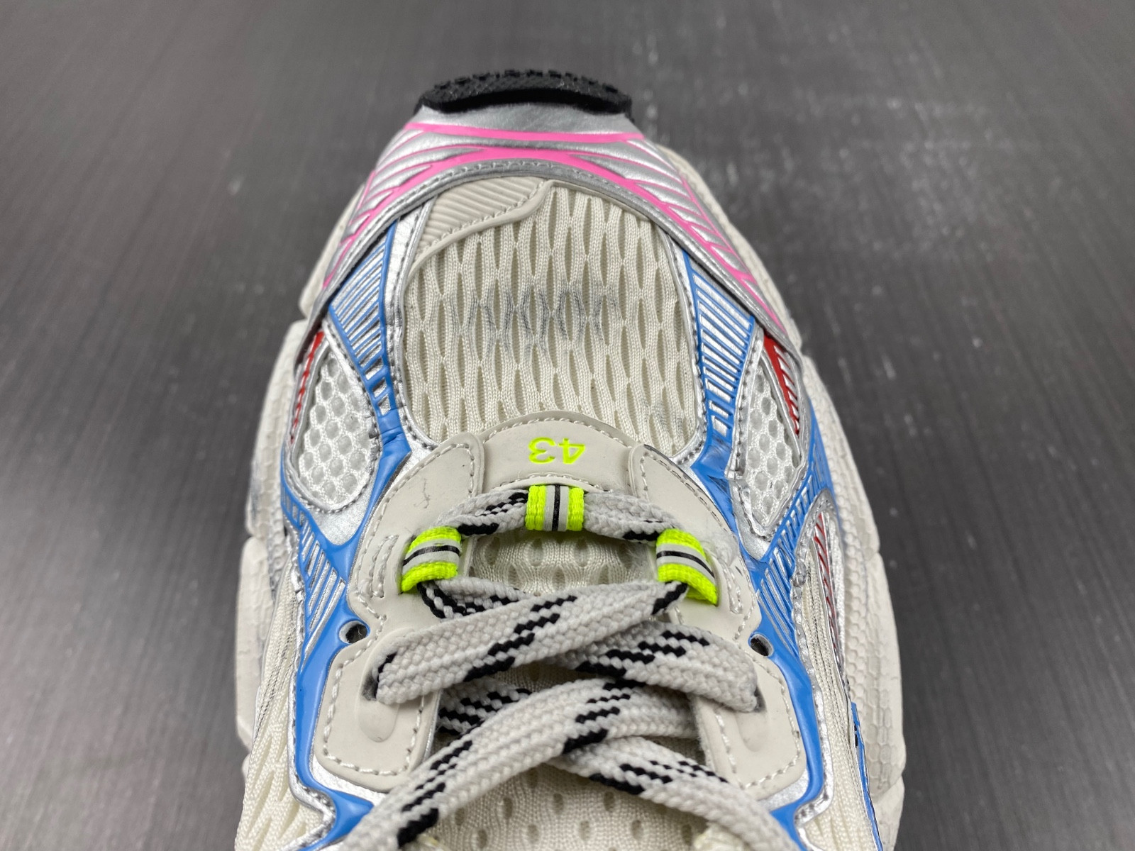 Ba*len*cia*ga 3xl 734733 w3xl5 9645