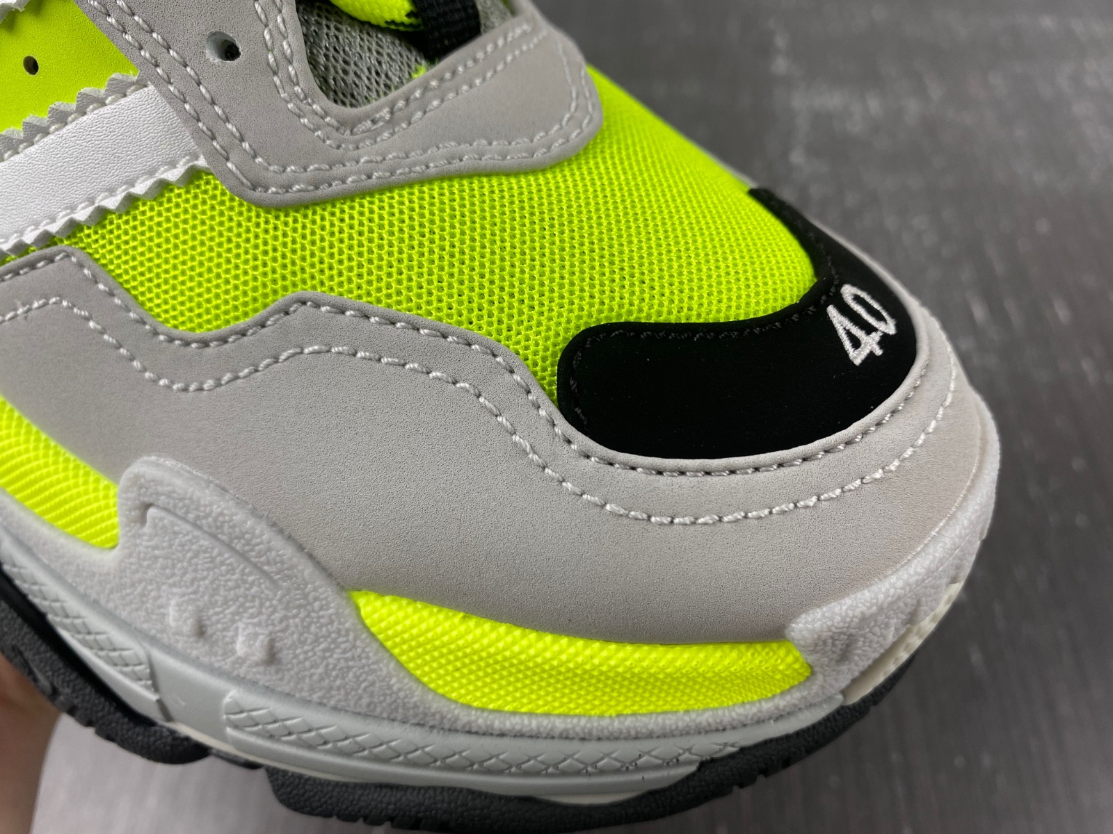 Ba*len*cia*ga triple s 712821 w2zb5 7512