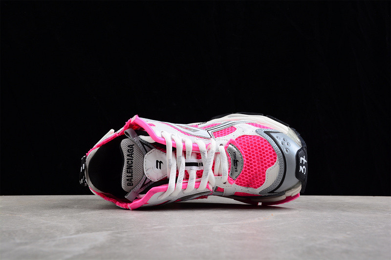 Ba*len*cia*ga runner 677402 w3rbn 9155