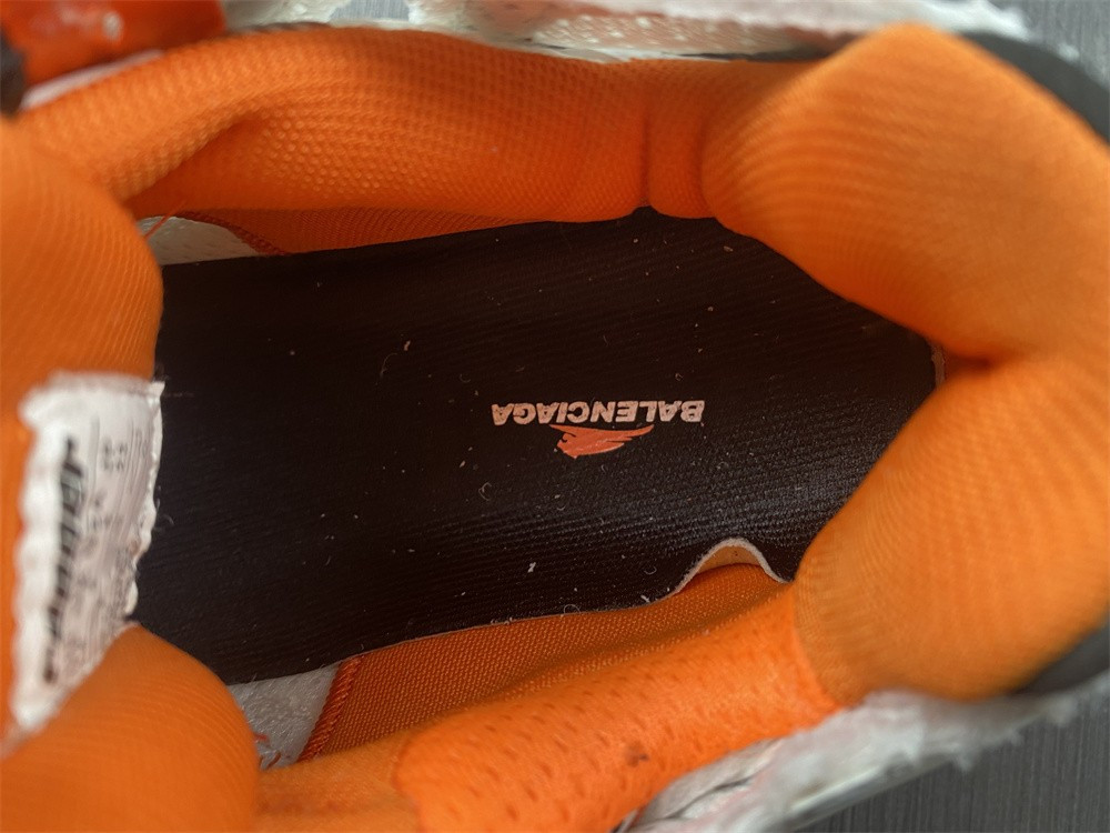 Ba*len*cia*ga runner  677402 w3rb7 9051