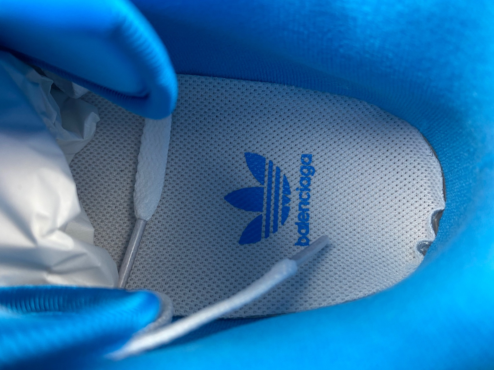 Ba*len*cia*ga track 741107 w1cz6 5012