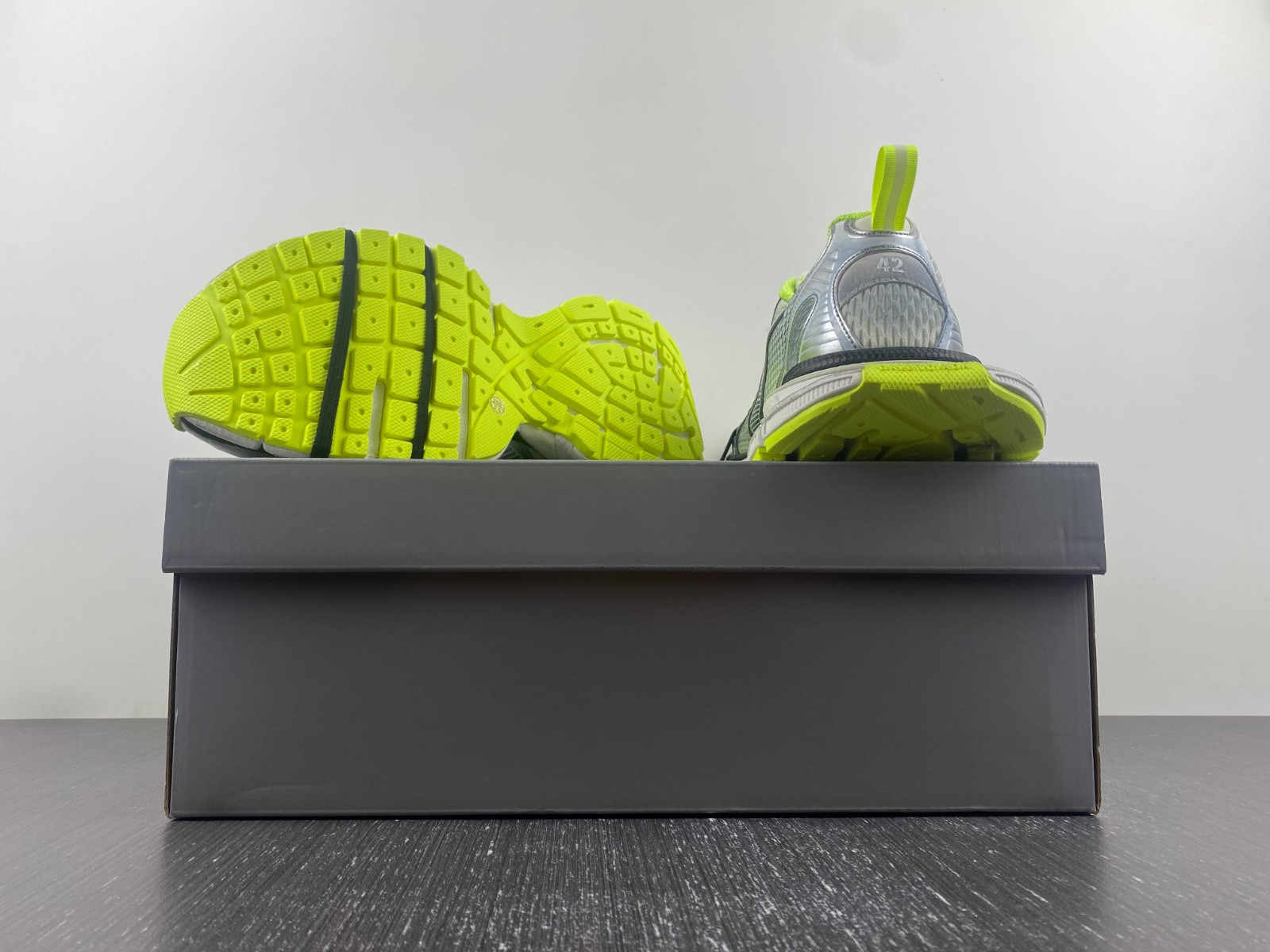 Ba*len*cia*ga 3xl  734734 w3xl6 9031