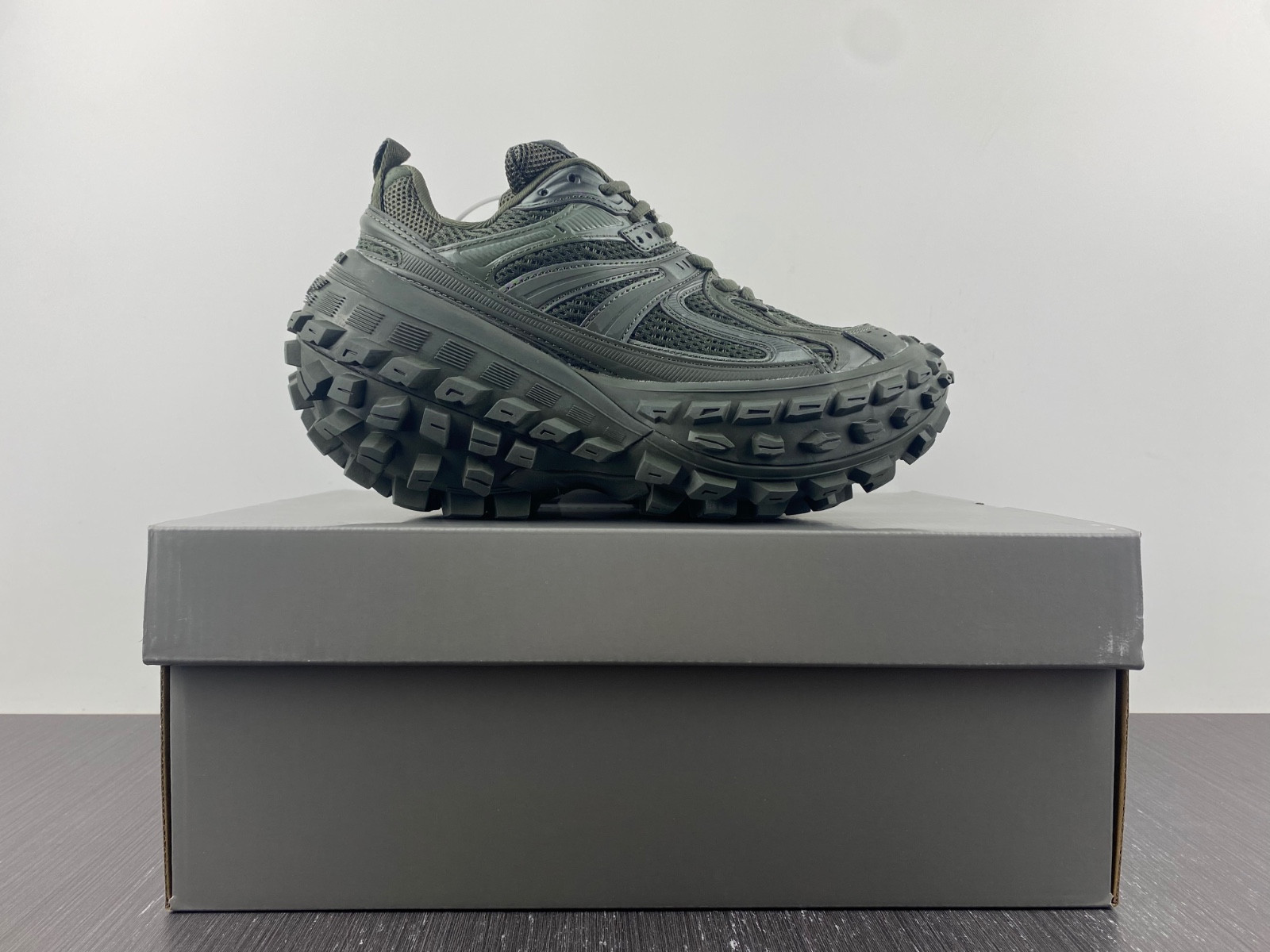 Ba*len*cia*ga blc1123