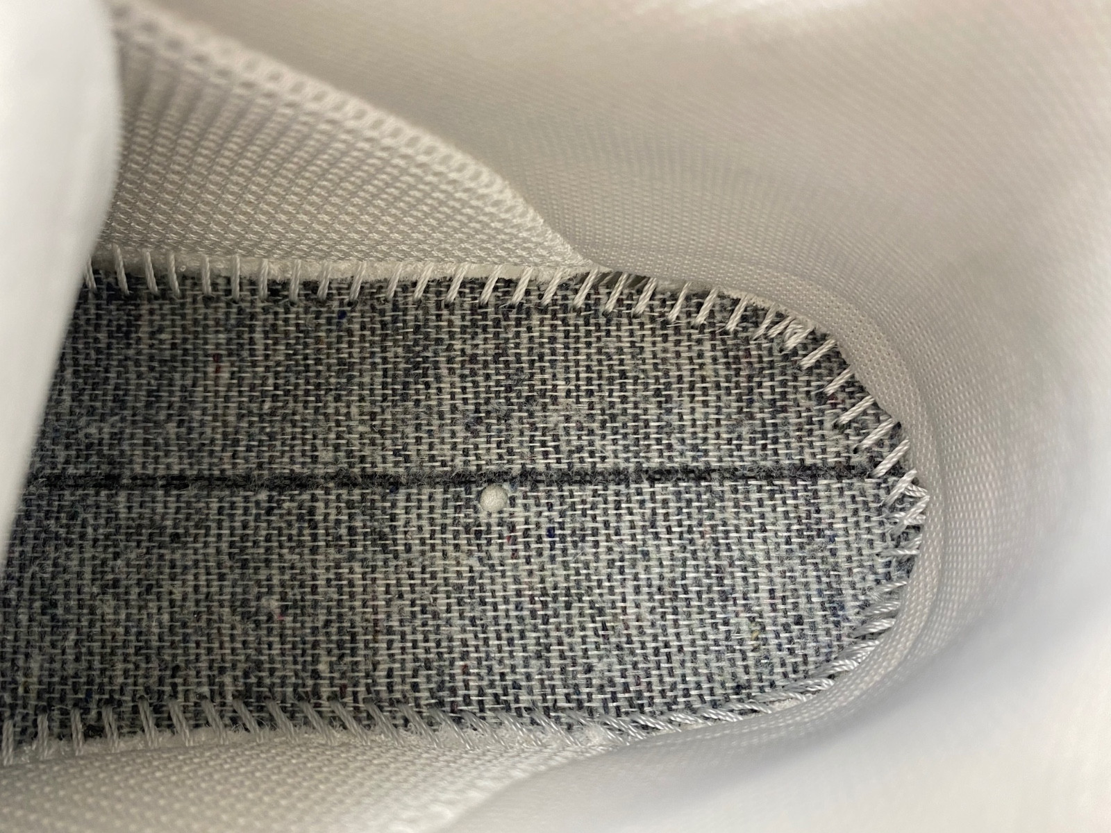 Ba*len*cia*ga triple s  524039 w2fa8 9010