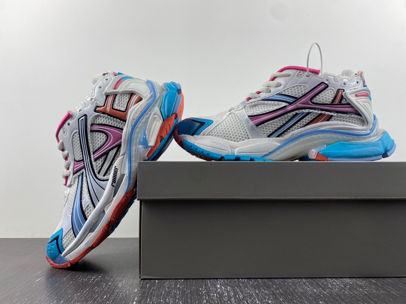 Ba*len*cia*ga runner 772774-w3rbw-2325