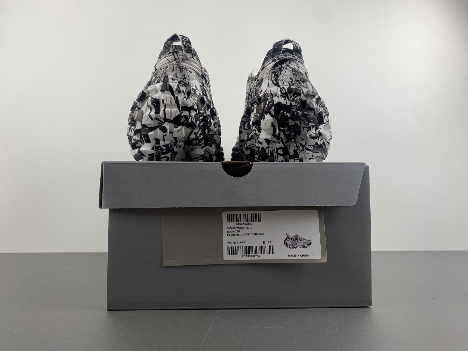 Ba*len*cia*ga 685613-w2rg1 9010