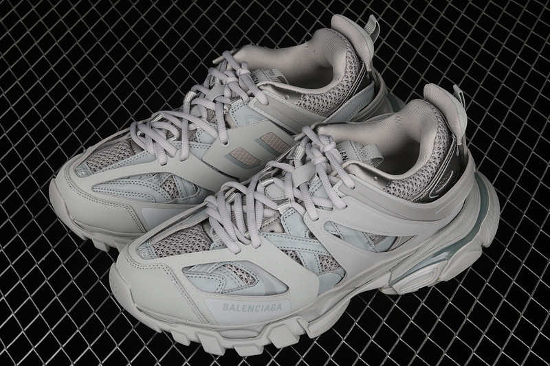 Ba*len*cia*ga track w2la13253