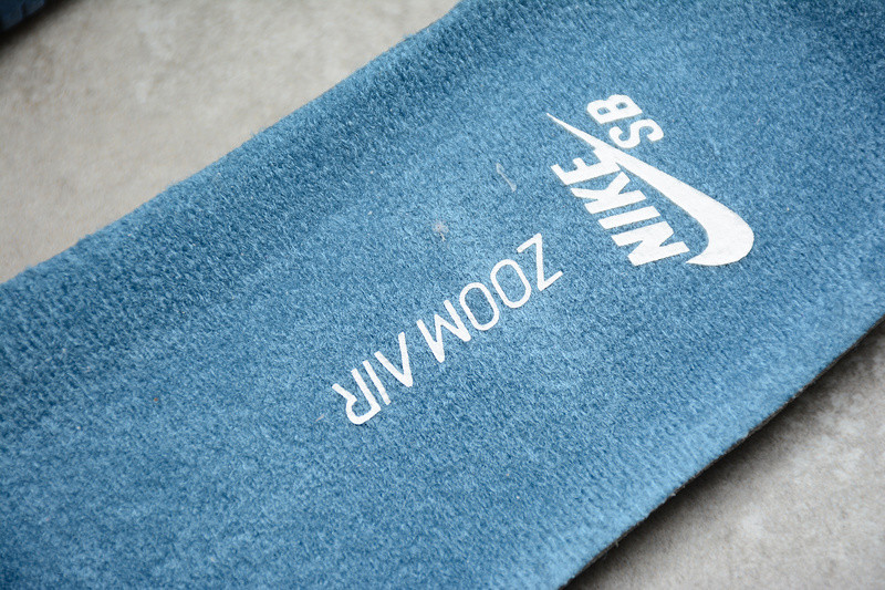 Atlas x Nike SB Dunk High CZ3334-100