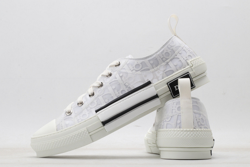 DR B23 Low Top Logo Oblique 3SN249YNT_H060