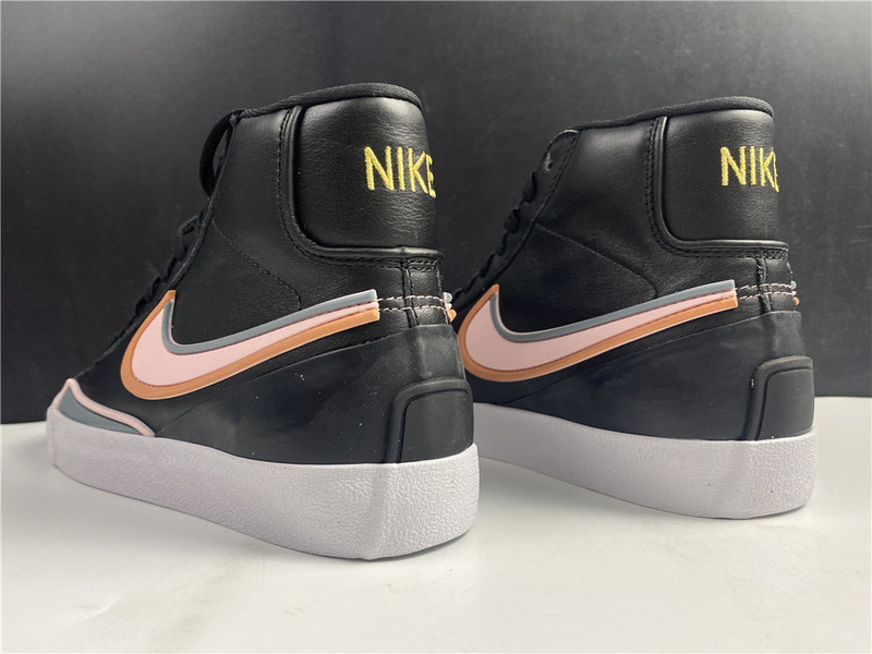 Nike Blazer Mid